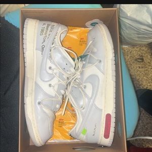 OFFwhite dunks for the low size 12 kinda worn comes with box